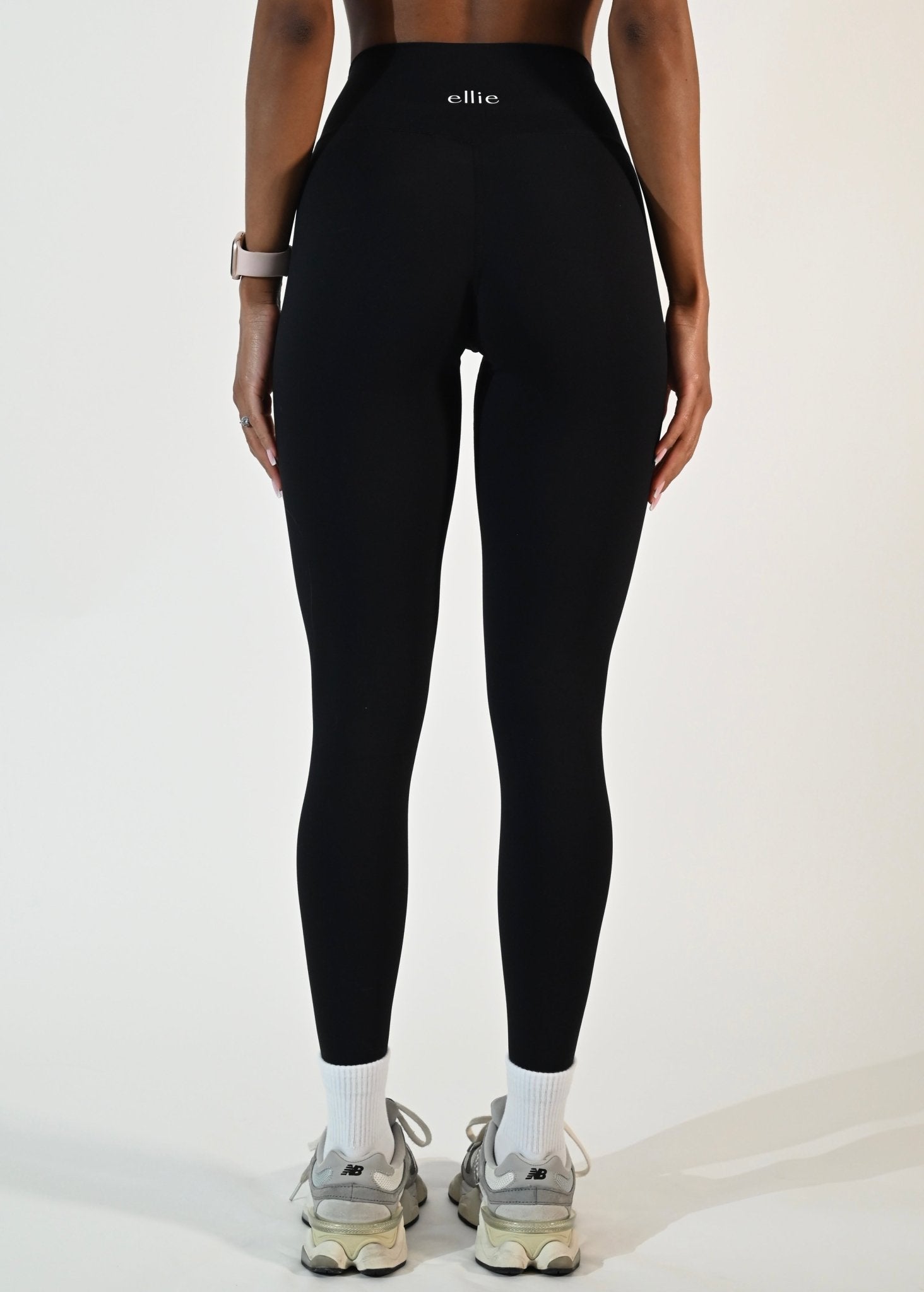 Seamless Celine Leggings - Black - Ellie Gymwear
