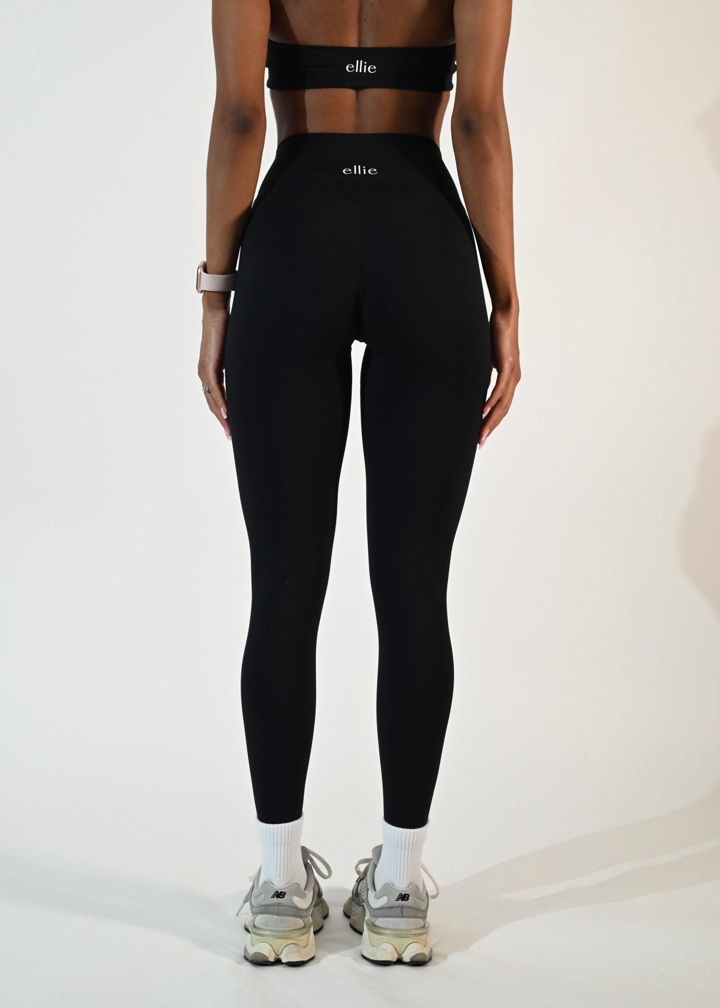 Seamless Celine Leggings - Black - Ellie Gymwear