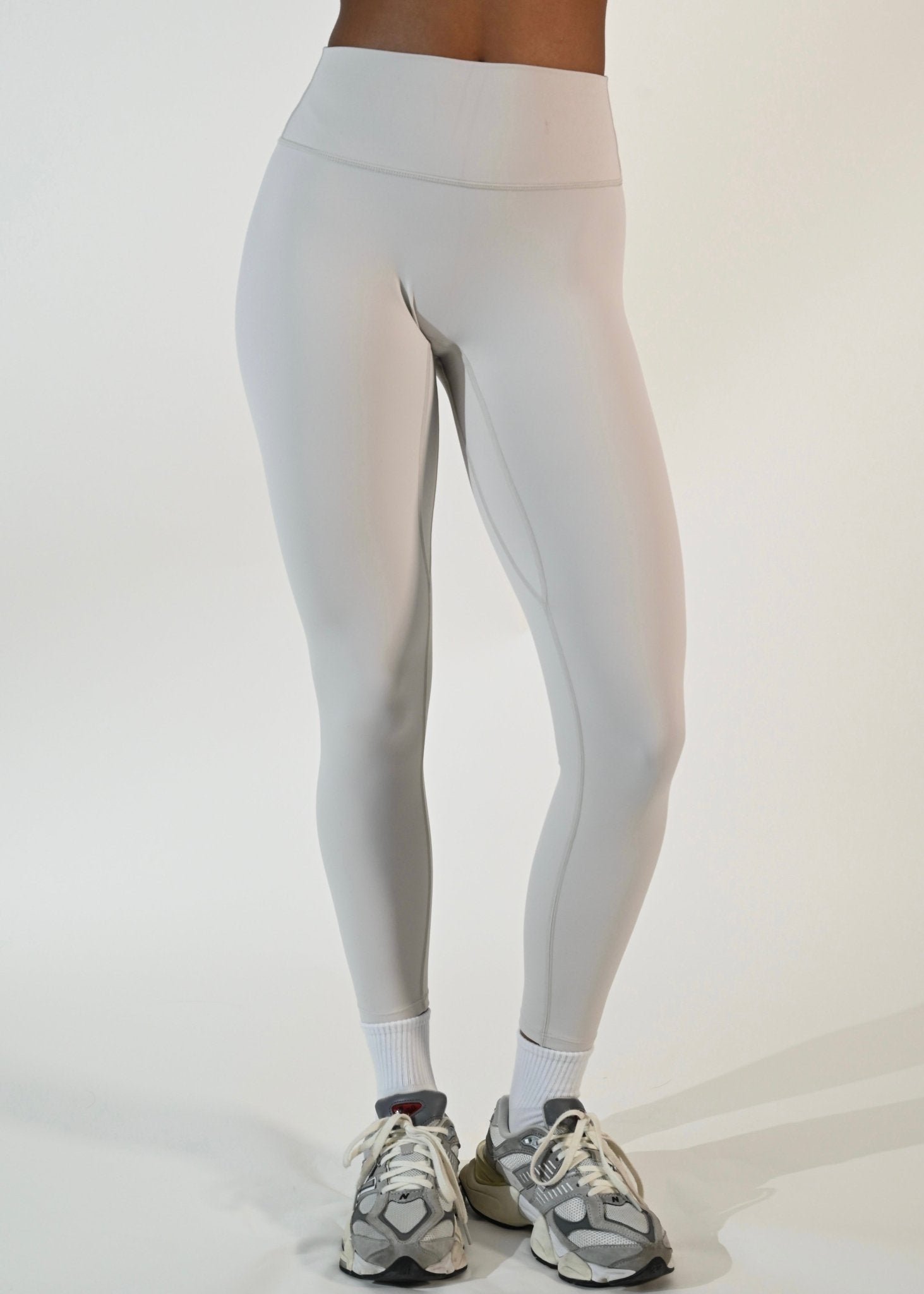 Seamless Celine Leggings - White Smoke - Ellie Gymwear