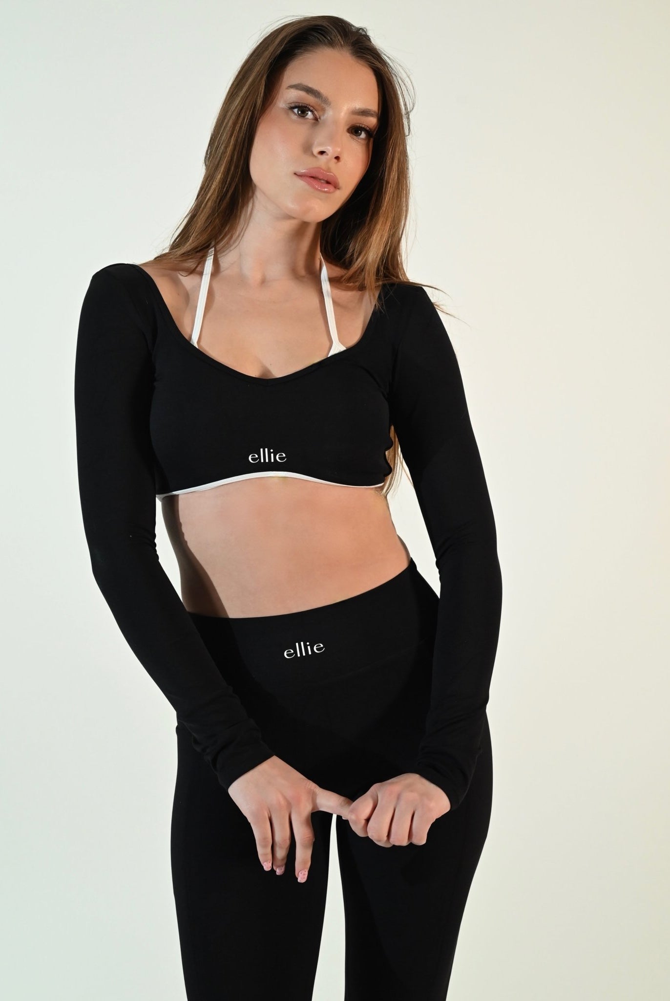 Serene Long Sleeve Crop - Black - Ellie Gymwear