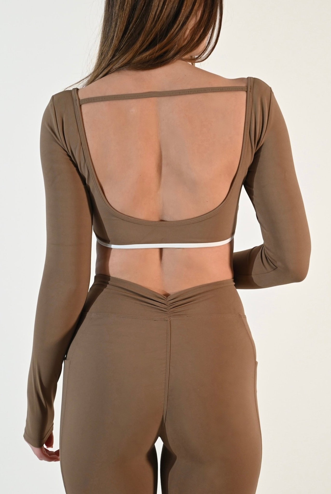 Serene Long Sleeve Crop - Latte - Ellie Gymwear